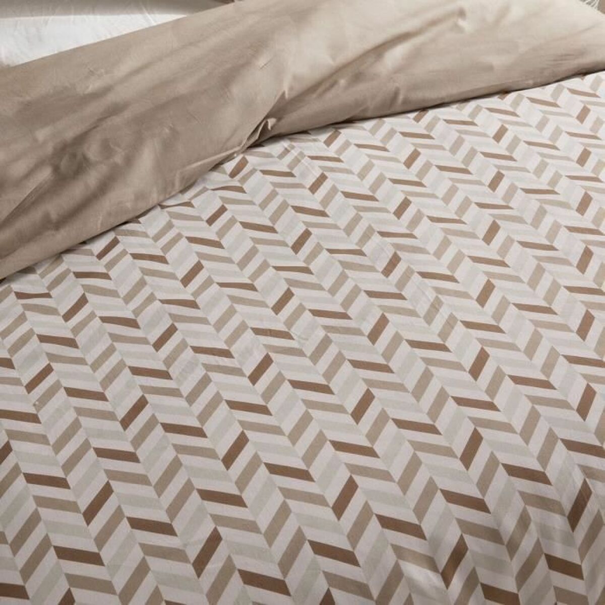 V4H8C3A90C45DB19A54F936916D4C0AD9B6R5826467P2