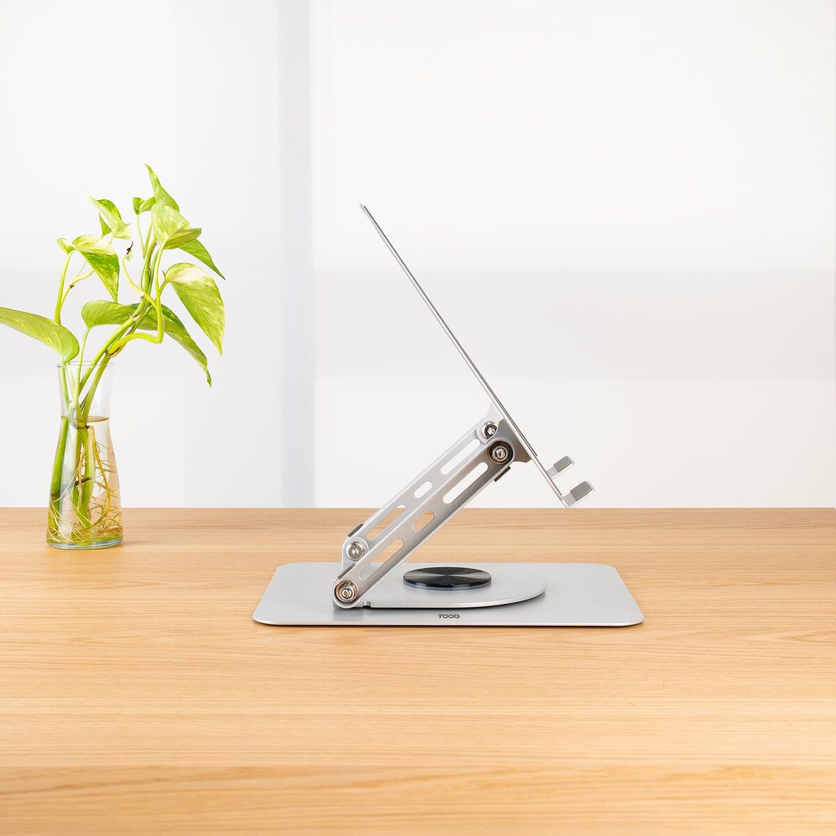 V3HA4933A7514018BBAC9B7A6D8F1764A85R7493649P3