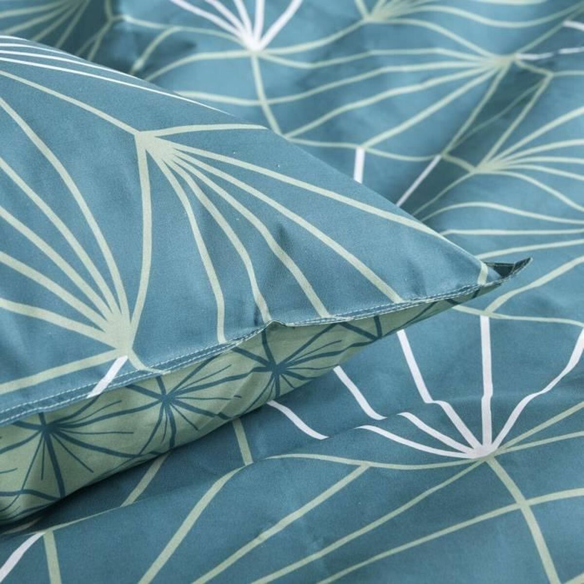 V4HFD1351BD3099D8D7D402BAFC180AF3A1R7346847P3