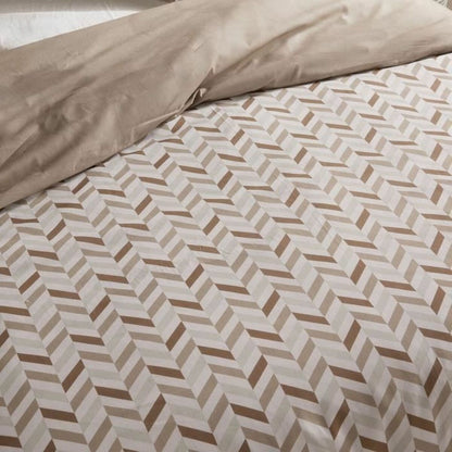 V4H8C3A90C45DB19A54F936916D4C0AD9B6R5826467P2