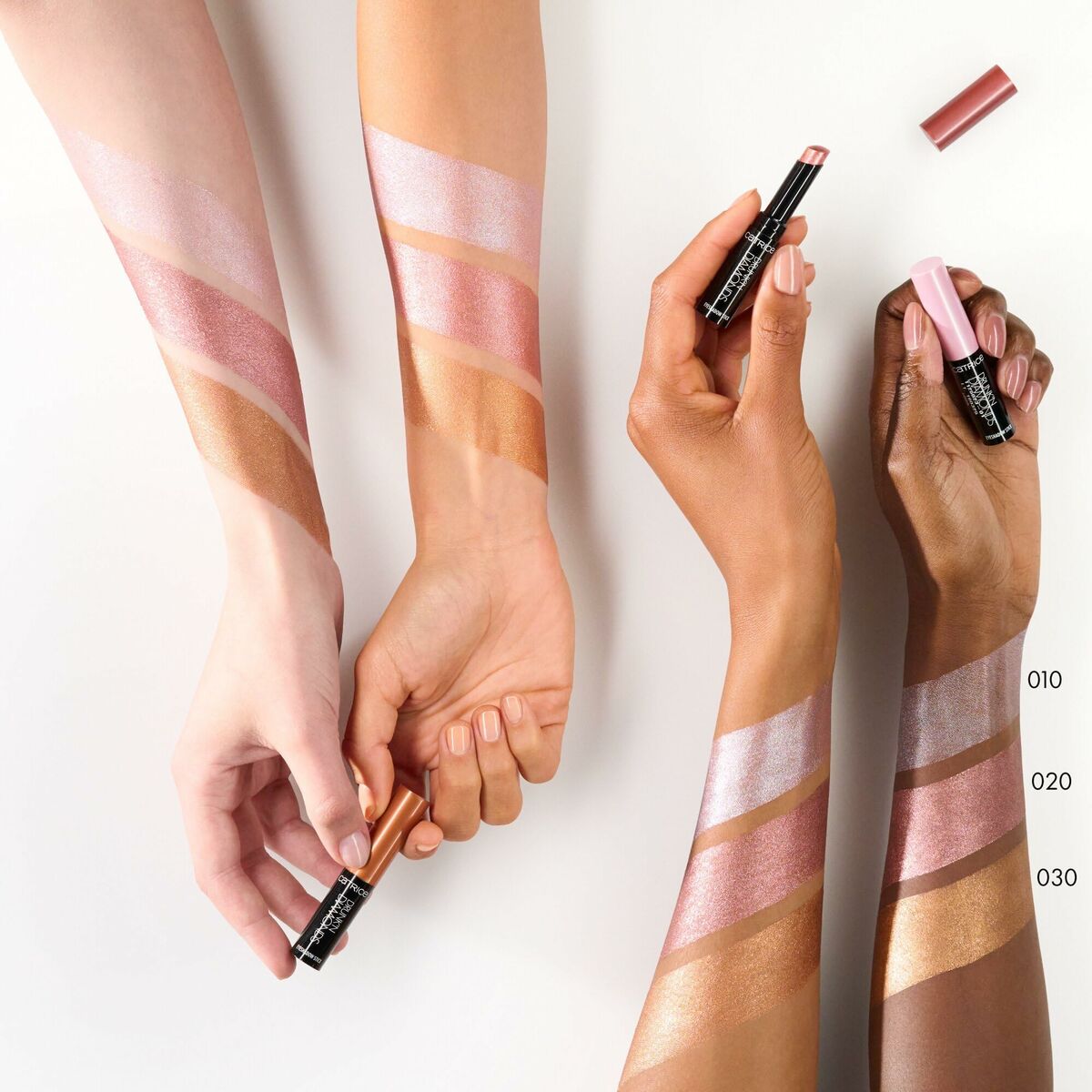 V3H0A5A1EA48E934A28C5FF920A8C586EDDR7493638P8