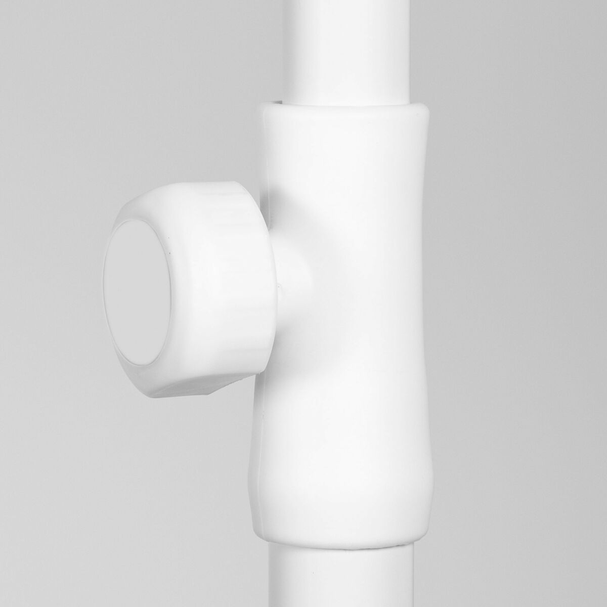 V7H098D4E4C1250303A9E4AEAE582EED2D1R6406107P5