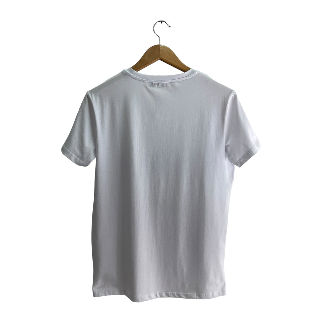 T-Shirt Branca Bonés Homem | Acexarme. Mais modelos T-Shirts Homem disponíveis.
